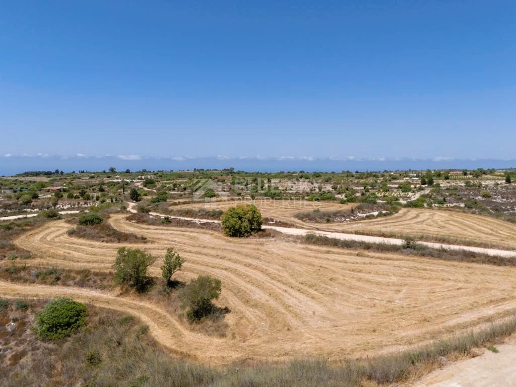 Agricultural Field in Pano Arodes, Paphos