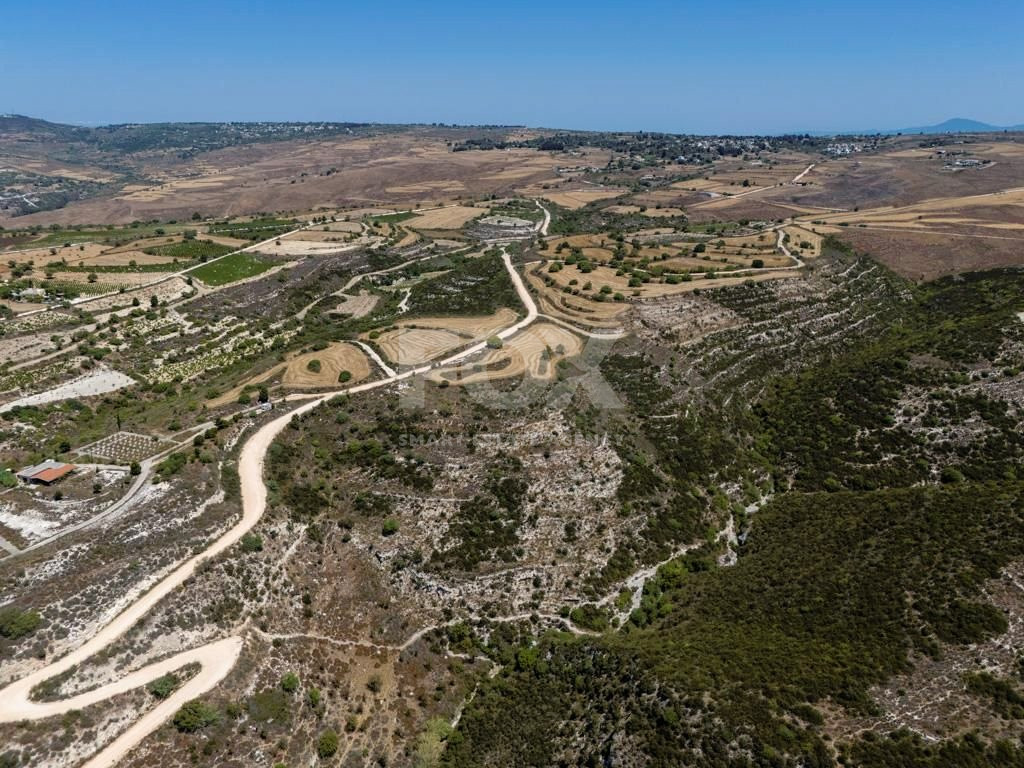 Agricultural Field in Pano Arodes, Paphos