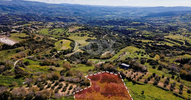 Residential field in Polemi, Paphos