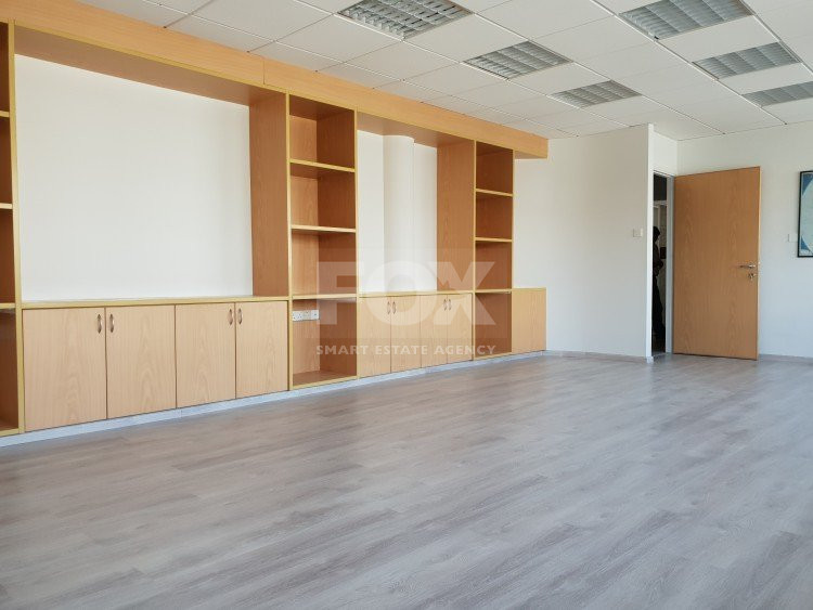 Spacious Office To Rent  Neapolis