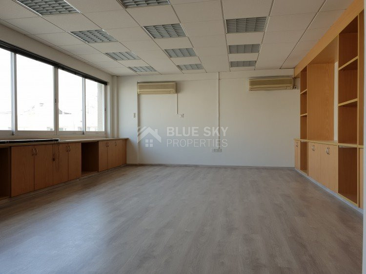 Spacious Office To Rent  Neapolis