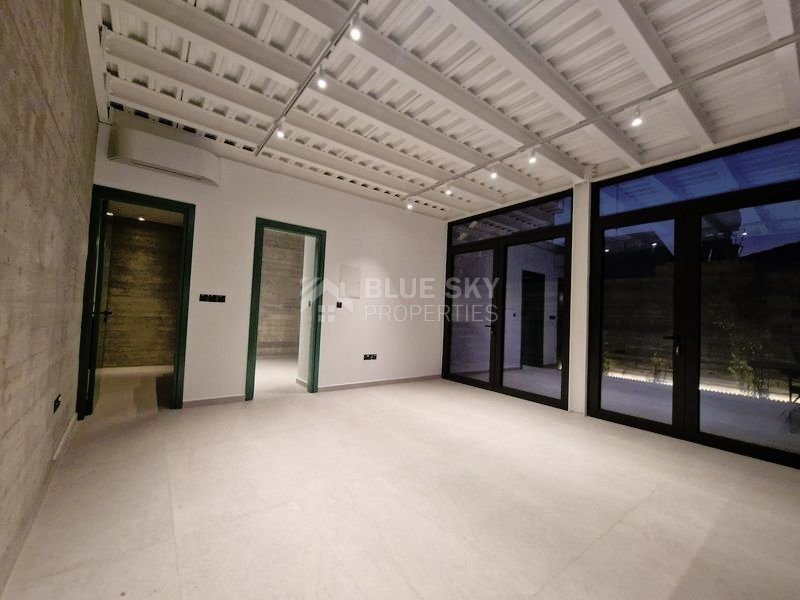 LUXURY OFFICE BUILDING ON TWO FLOORS IN THE HISTORICAL TOWN  WITH COURTYARD AND ROOF GARDEN.