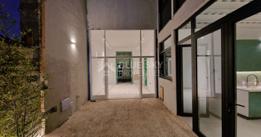 LUXURY OFFICE BUILDING ON TWO FLOORS IN THE HISTORICAL TOWN  WITH COURTYARD AND ROOF GARDEN.