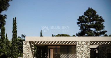 Three bedroom luxury villas in Peyia