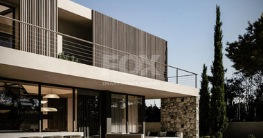 Three bedroom luxury villas in Peyia