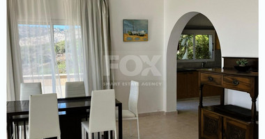 Luxury five bedrooms villa in Melissovounos, Tala