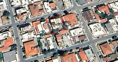 Residential Building for Sale in Kapsalos: Ideal for Development