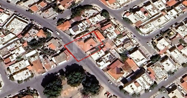 Development Land with Building for Sale in Kato Polemidia