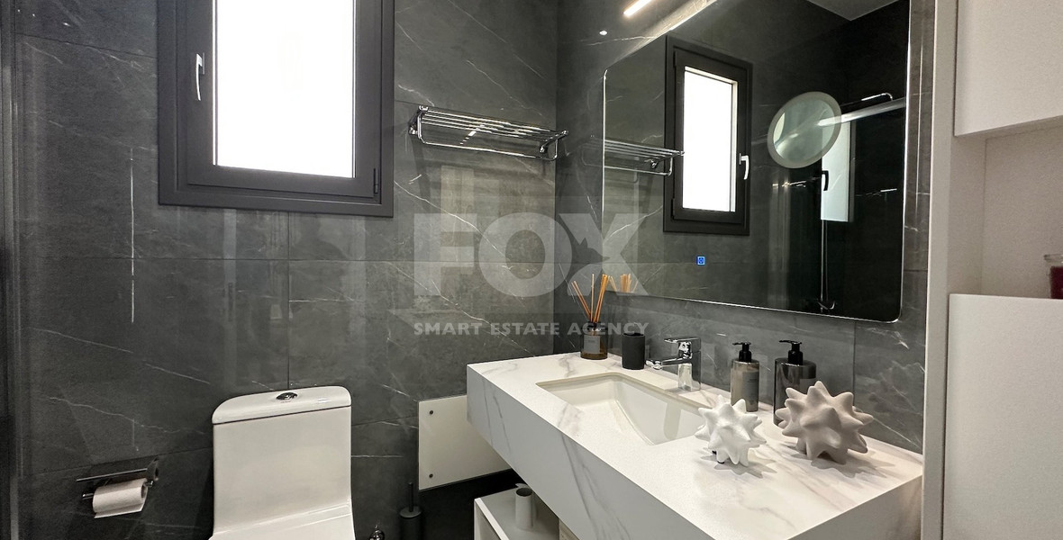 Luxury furnished four bedroom Detached Bungalow with landscaped gardens and large swimming pool for rent in Pareklissia