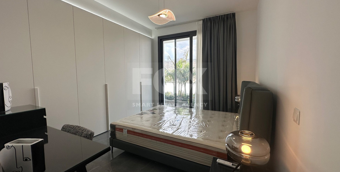 Luxury furnished four bedroom Detached Bungalow with landscaped gardens and large swimming pool for rent in Pareklissia