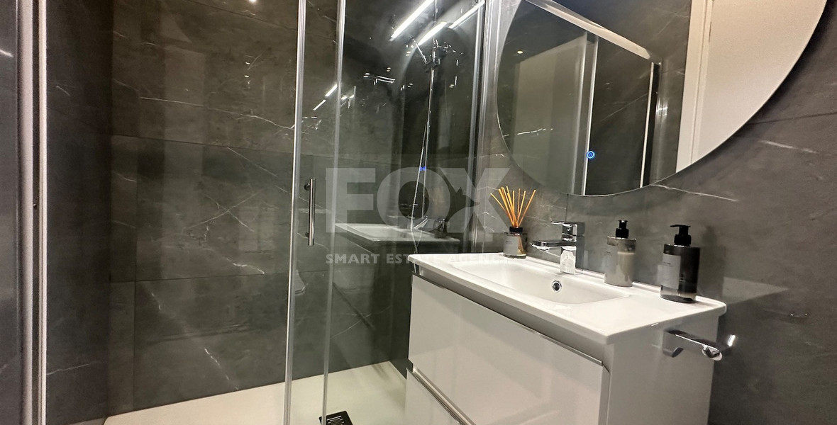 Luxury furnished four bedroom Detached Bungalow with landscaped gardens and large swimming pool for rent in Pareklissia