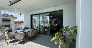 Luxury furnished four bedroom Detached Bungalow with landscaped gardens and large swimming pool for rent in Pareklissia