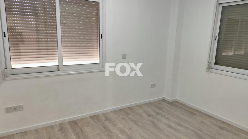 Office 100 m² for rent in Neapoli, Limassol, Cyprus