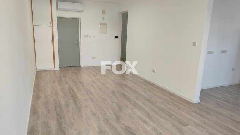 Office 100 m² for rent in Neapoli, Limassol, Cyprus