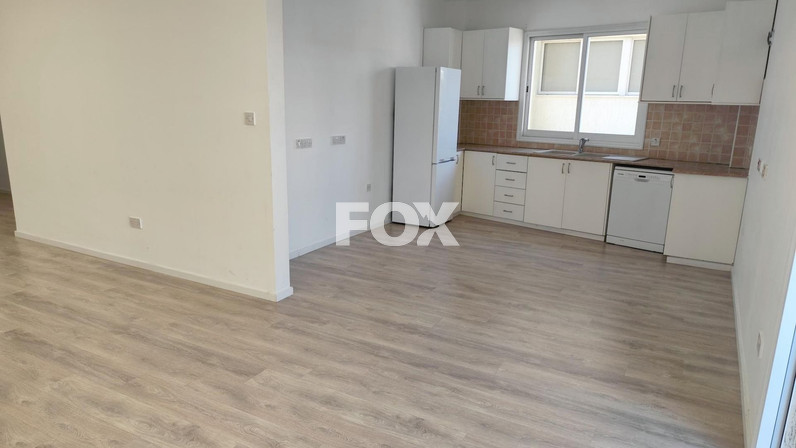 Office 100 m² for rent in Neapoli, Limassol, Cyprus