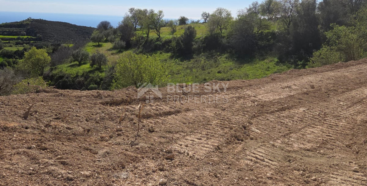 Stunning Three-bedroom villa just three minutes from the luxurious Minthis Hills golf.