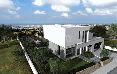 Luxury 4-bedroom Villa