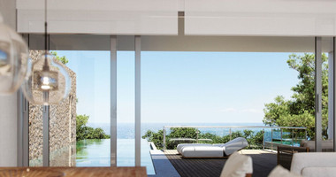 Luxury 4-bedroom Villa