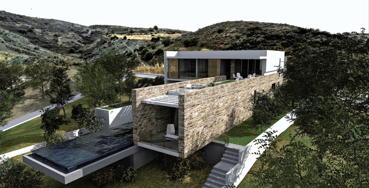 Luxury 4-bedroom Villa