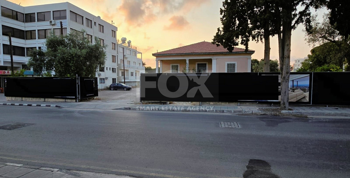 Two bedroom apartment on fourth floor ,  in Paphos Center