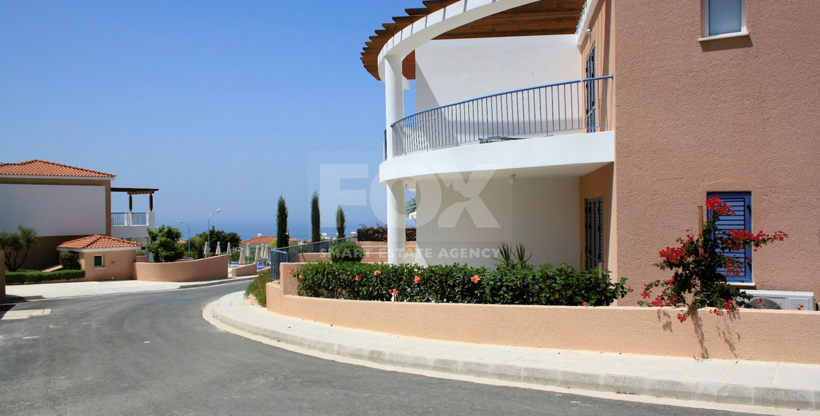 Two bedroom for sale townhouse in Peyia