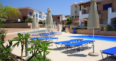 Two bedroom for sale townhouse in Peyia