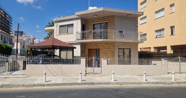 Charming Semi-Detached House with Three Bedrooms in Potamos Germasogeias