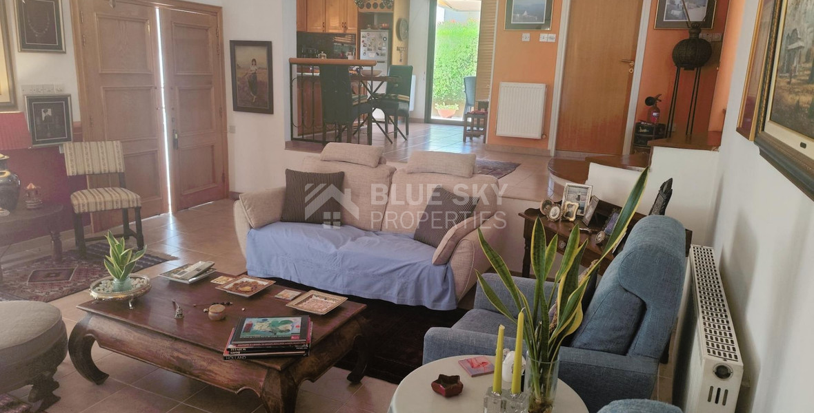 Two bedroom detached house for rent in Agios Athanasios, Limassol