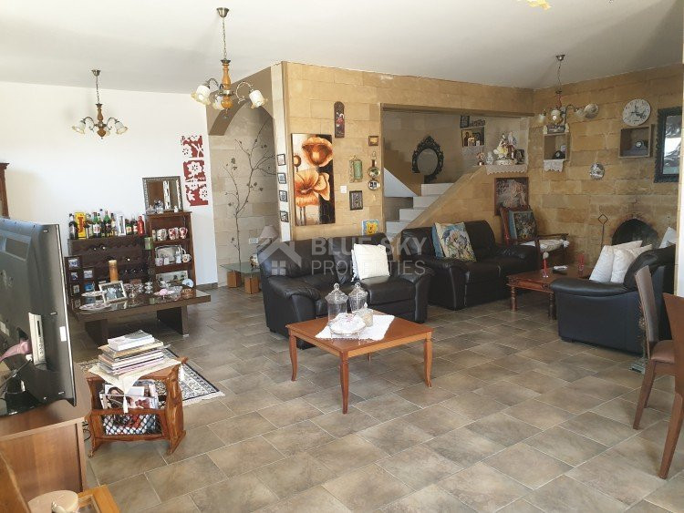 Four Bed House for sale In Pachna ,Limassol
