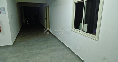 Building for rent in Omonoia area