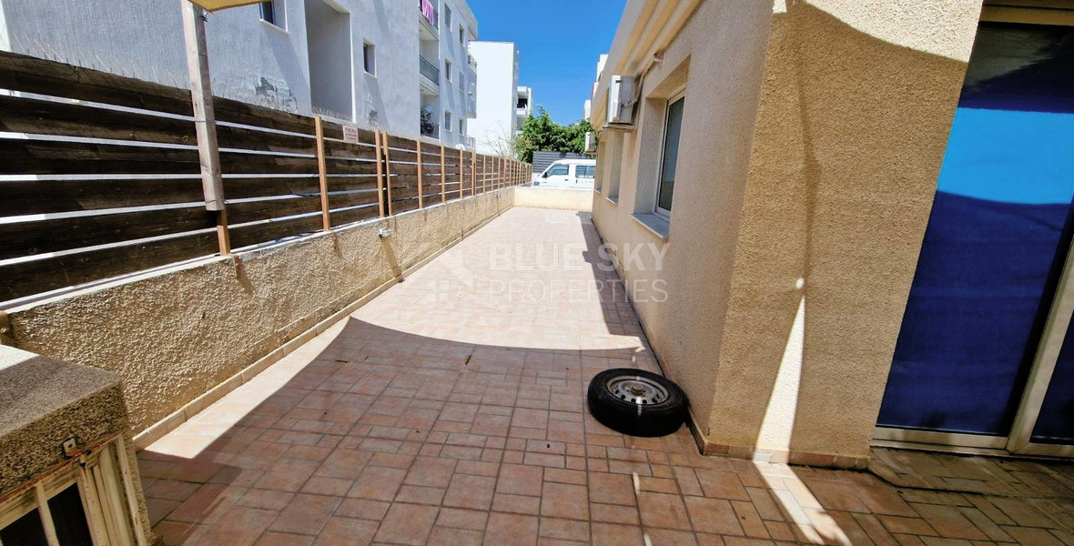 Building for rent in Omonoia area