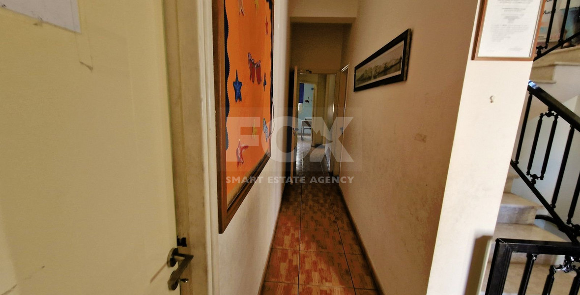 Building for rent in Omonoia area