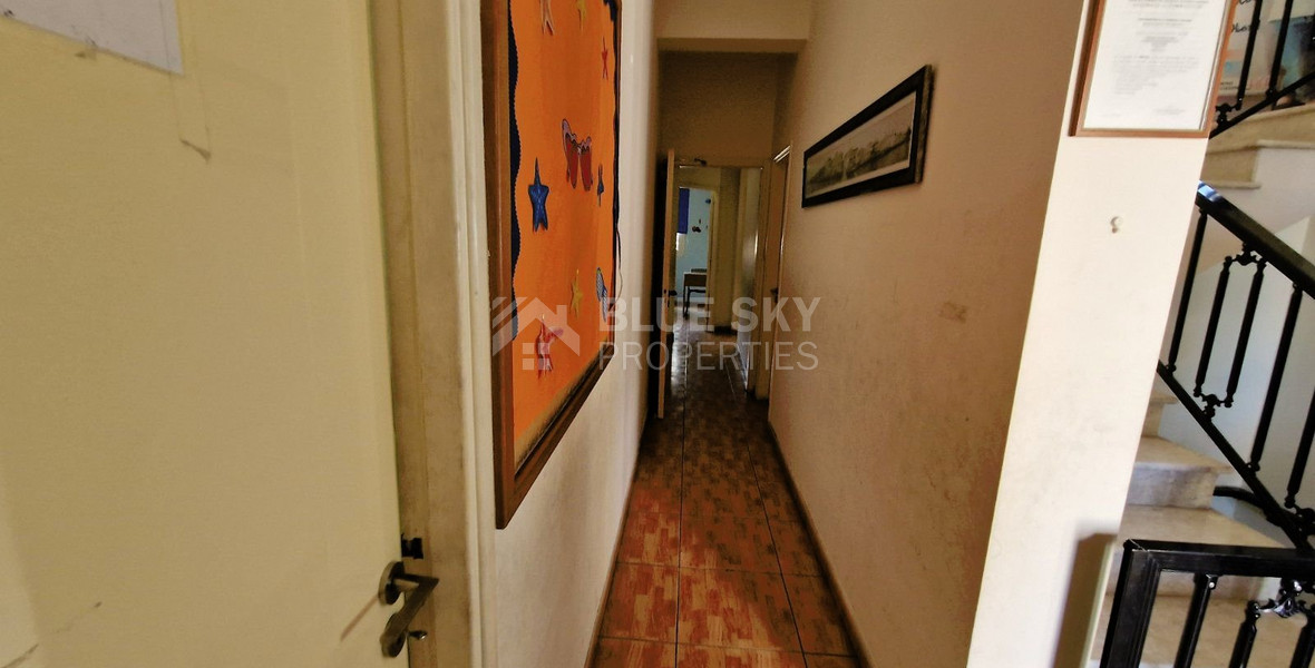 Building for rent in Omonoia area