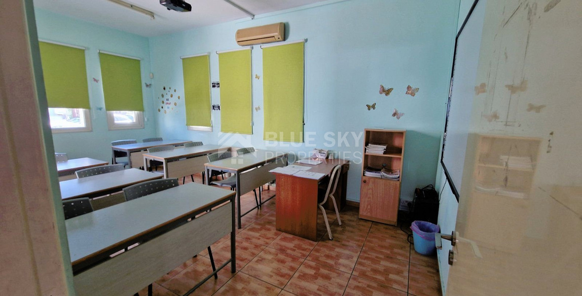 Building for rent in Omonoia area