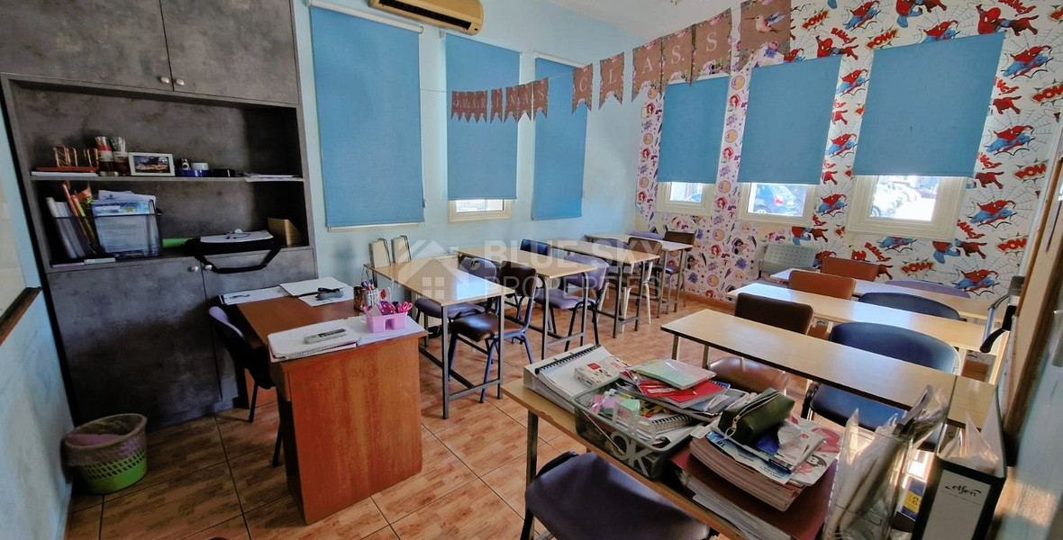 Building for rent in Omonoia area