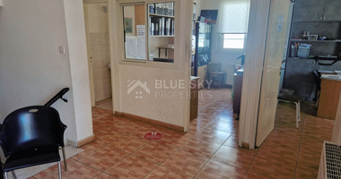 Building for rent in Omonoia area