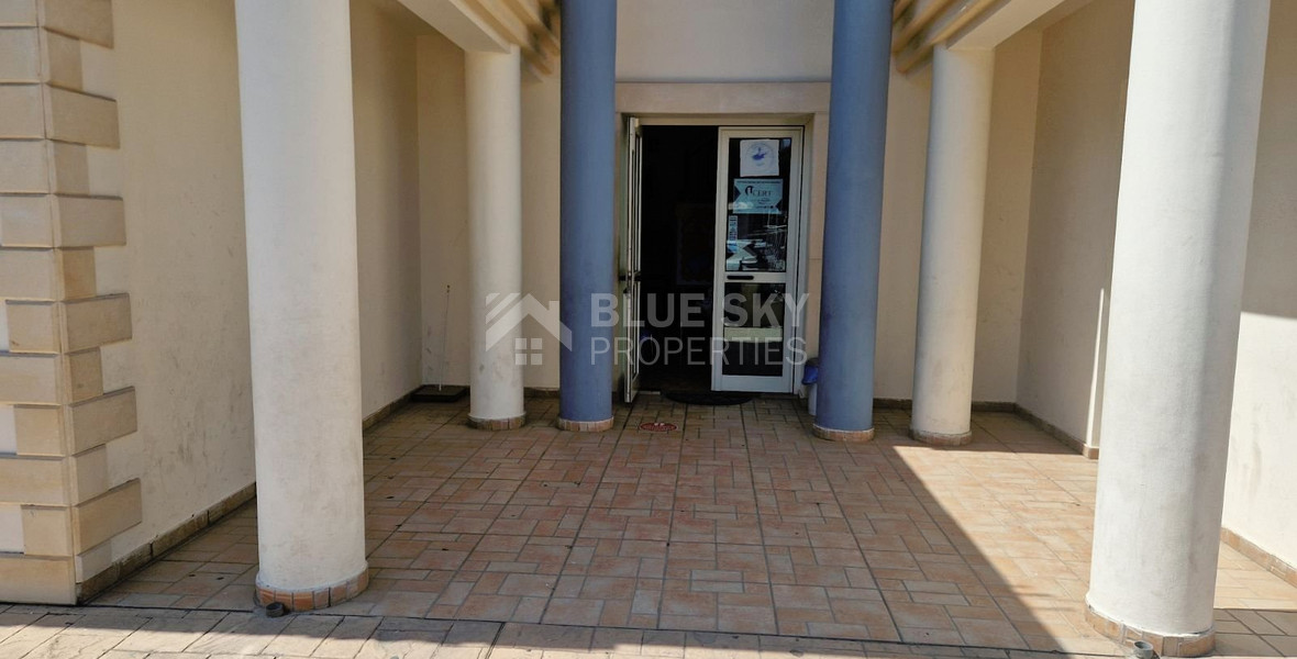 Building for rent in Omonoia area