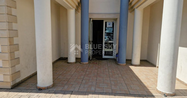 Building for rent in Omonoia area