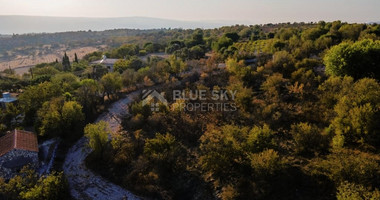 Residential Field in Milia community in Paphos