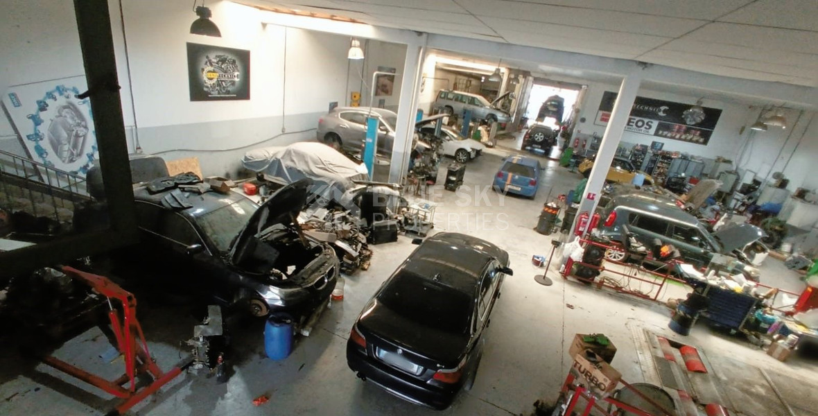 INDUSTRIAL WAREHOUSE FOR SALE IN KATO POLEMIDIA