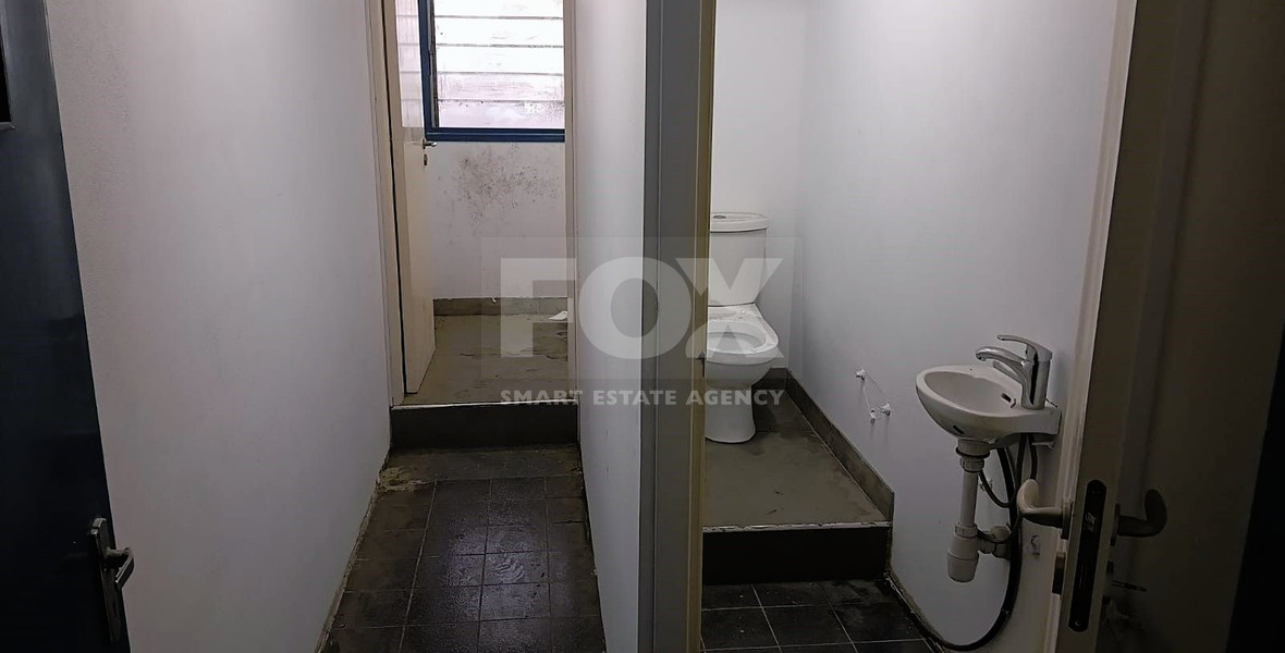 INDUSTRIAL WAREHOUSE FOR SALE IN KATO POLEMIDIA