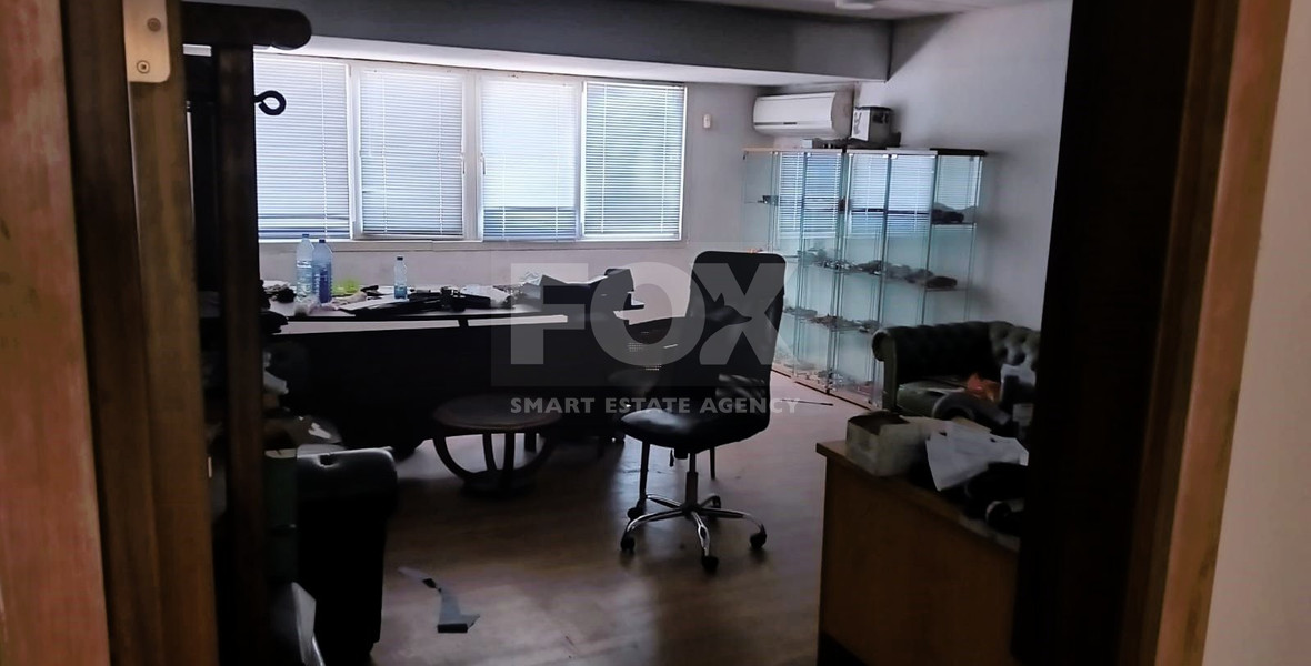 INDUSTRIAL WAREHOUSE FOR SALE IN KATO POLEMIDIA