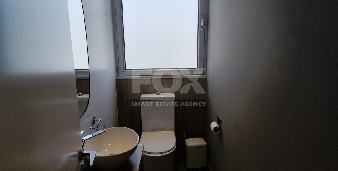 Office for rent in Agia Zoni, Limassol