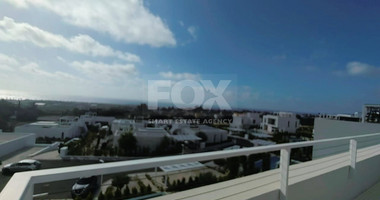 Five bedroom outstanding villa in Peyia