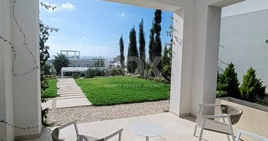Five bedroom outstanding villa in Peyia