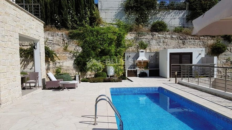 Three bedroom villa in Tala