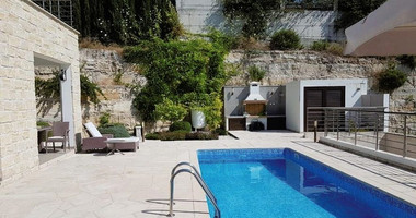 Three bedroom villa in Tala