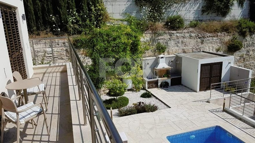 Three bedroom villa in Tala