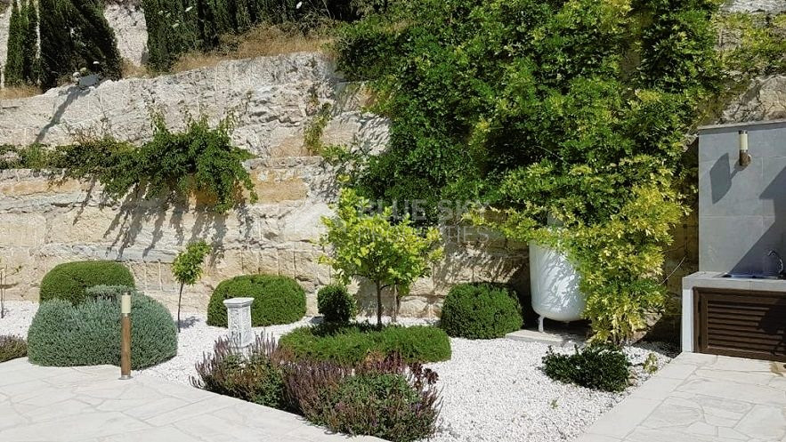 Three bedroom villa in Tala