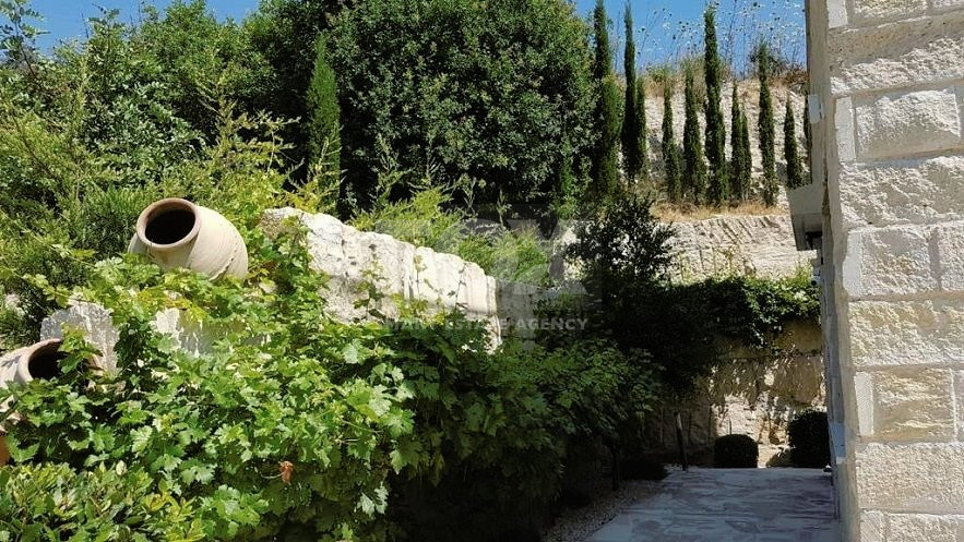 Three bedroom villa in Tala